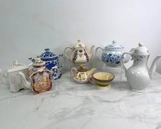Lot 8704 Tea Pot Collection
