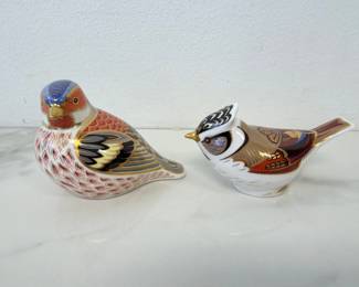 Lot 8957 Royal Crown Derby Bone China Bird Paperweights