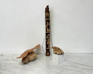 Lot 9117 Chinaberry Burl Handcarved Eagle Carvings Indonesian Document Holder
