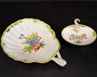 Lot 8944 Herend Handpainted Queen Victoria Porcelain Trinket Dishes