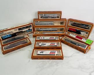 Lot 8713 Tyco HO Scale Model Train Cars