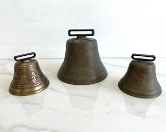 Lot 8828 Bevin Bros Vintage 1878 Saigne Legier Bell Swiss Bronze Cow Bells
