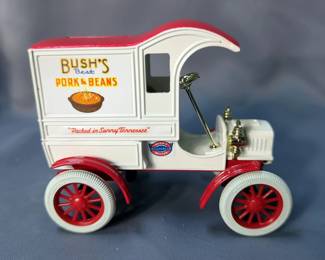 Ertl 1/25 Scale 1905 Ford Delivery Diecast Metal Car Bank, In Original Box