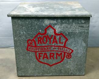 Royal Farm Metal Box, With Green Net