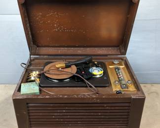 Sears Silvertone Wire Recorder Phonograph In Case, With Mic, Includes Wire Rolls