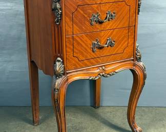 Wood Nightstand/Bedside Table