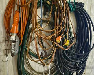 Extension cables and waterhose