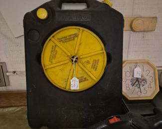 Oil pan