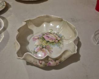 Foreign bowl