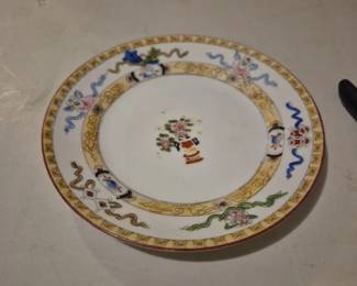 Foreign plate