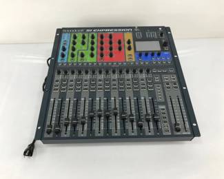 Soundcraft Si Expression Digital Sound Mixer/Console