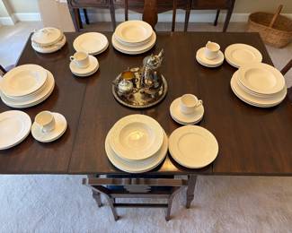 Full set of Mikasa China (12 piece setting)