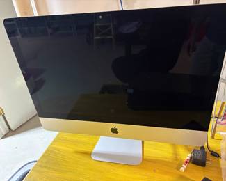 Apple Intel-based slim "tapered edge" iMac