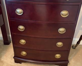The Bombay Company mahogany 4-drawer bow-front chest