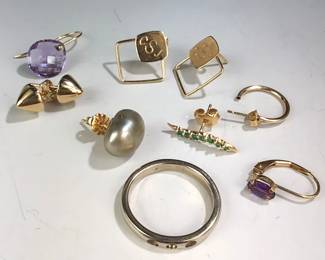 14K Gold Earrings And Scrap Lot