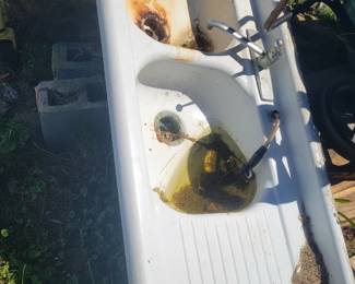 Farmhouse sink