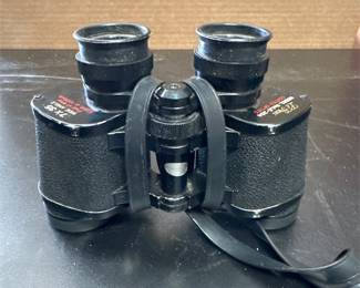 Le Gran Model 304 7-Power Wide Angle Binoculars with Bushnell Case