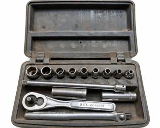 Craftsman 1/4-Inch Drive SAE Socket Set in Permanex Case, 44807 Ratchet