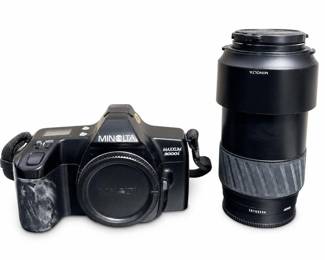 Minolta Maxxum 3000i 35mm SLR Camera with AF Zoom Lens, Manual and Maxxum Bag