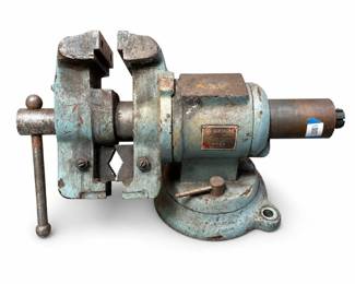 Diamond Brand Multi-Purpose Bench Vise with Rotating Head, Pipe Jaws and Anvil