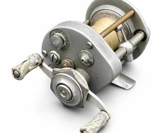Pflueger Supreme Level Wind Baitcasting Reel with Hex Drag, Made in USA