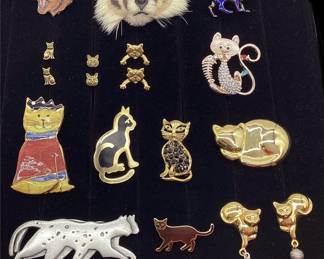 Jonette Jewelry, Liz Claiborne and Other Cat Brooches and Earrings