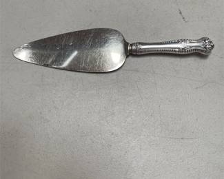 Towle Sterling-Handled Pie Server with Beaded Scroll Border