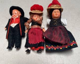 German Black Forest Costume Dolls with Bollenhut Hats, Set of 3