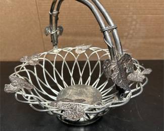 Godinger Silverplate Grape Leaf Wire Fruit Basket with Arched Vine Handle
