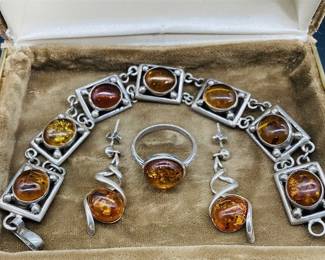 TGGC Amber Drop Earrings with Sterling Silver Amber Panel Bracelet & Ring
