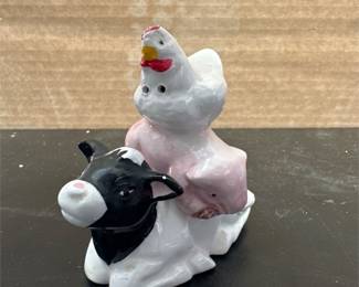 Ceramic Stacking Hen, Pig and Cow Salt and Pepper Shaker Set