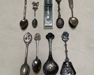Nine Souvenir Spoons incl. London Tower Bridge, Wordsworth and San Diego Scoop