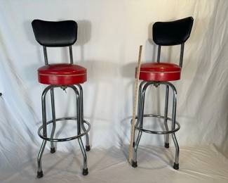 Two swivels barstools