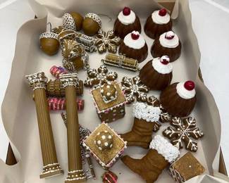 Gingerbread smalls