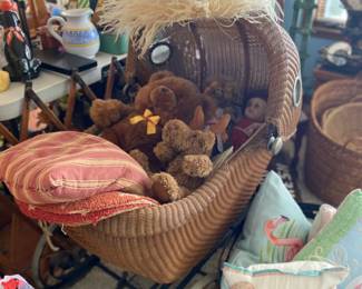 Antique Wicker baby carriage 