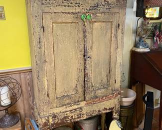 Primitive cabinet