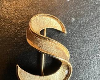 Vintage Crown Trifari Letter S Initial Brooch