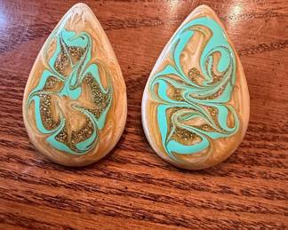 Mid-Century Modern Swirl Resin Teardrop Earrings