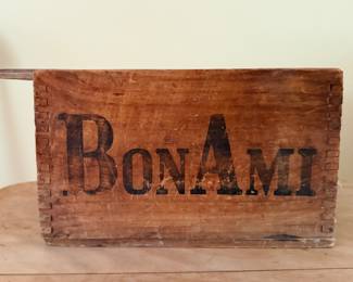 ANTIQUE BOXES