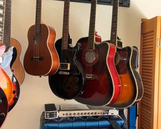 String Instrument Display Alternate View