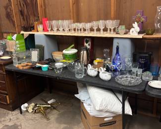 KTCHENWARES & GLASSWARE