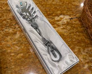 Serving Utensil