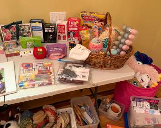 Games, Toys, Dolls, Artworks