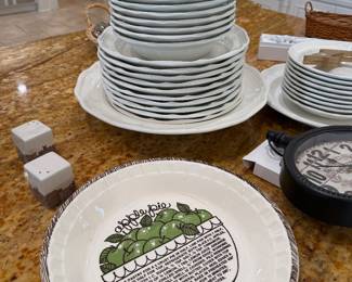 Apple Pie Plate/ Mikasa