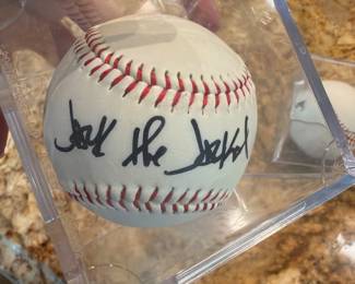 New York Yankees Signed Baseballs/ Jesse Barfield, Patrick Kelly, Charlie Hayes, Oscar Gamble, Jack Jackal. 