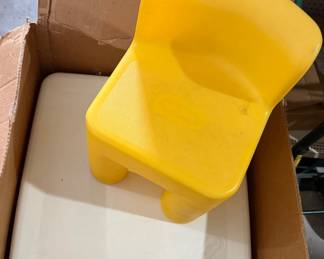 Little tykes play chairs