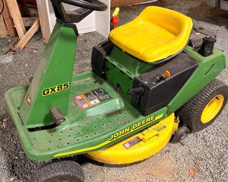 John Deer Riding Lawn Mower