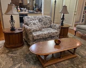 Hide A Bed/ Sleeper Love Seat 