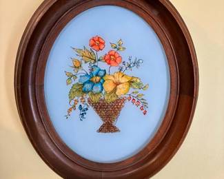 Shiny Oval Floral Art in Wood Frame