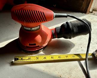 Black & Decker 5-Inch Random Orbit Sander